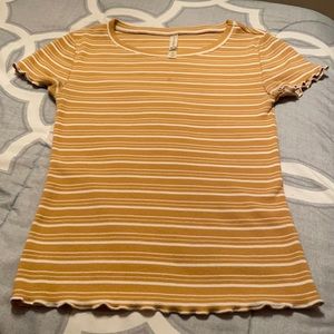 Yellow fitted top with stripes